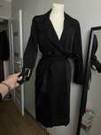Nowy czarny trencz XS bershka