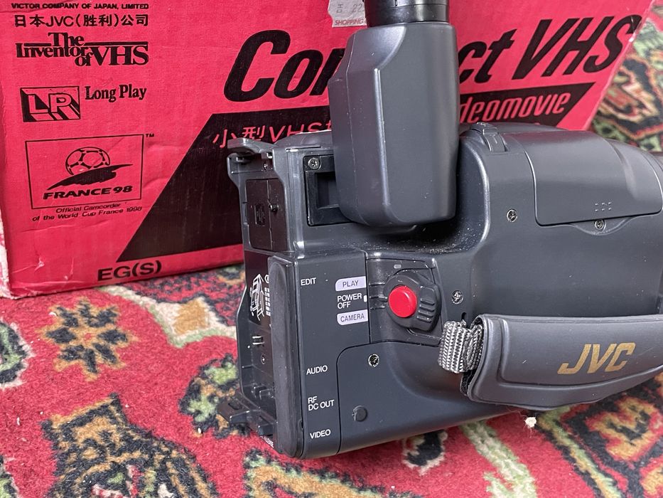 Камера JVC Compact VHS C GR-AX48 1995 оригінальна коробка інструкція
