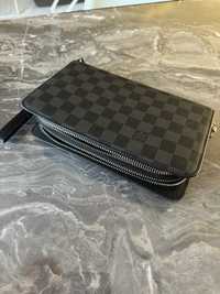 Продам барсетку Louis Vuitton