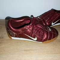 Nike total 90 III halówki buty piłkarskie jak nowe 35