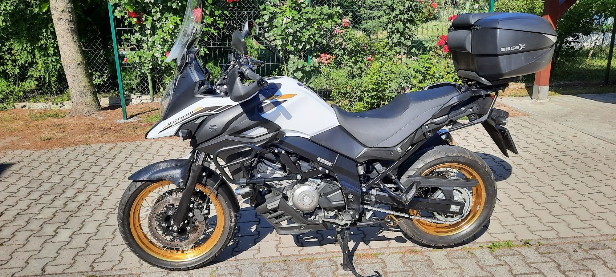 Suzuki Dl 650 XT V-strom 2021 rok mały przebieg, doposażony