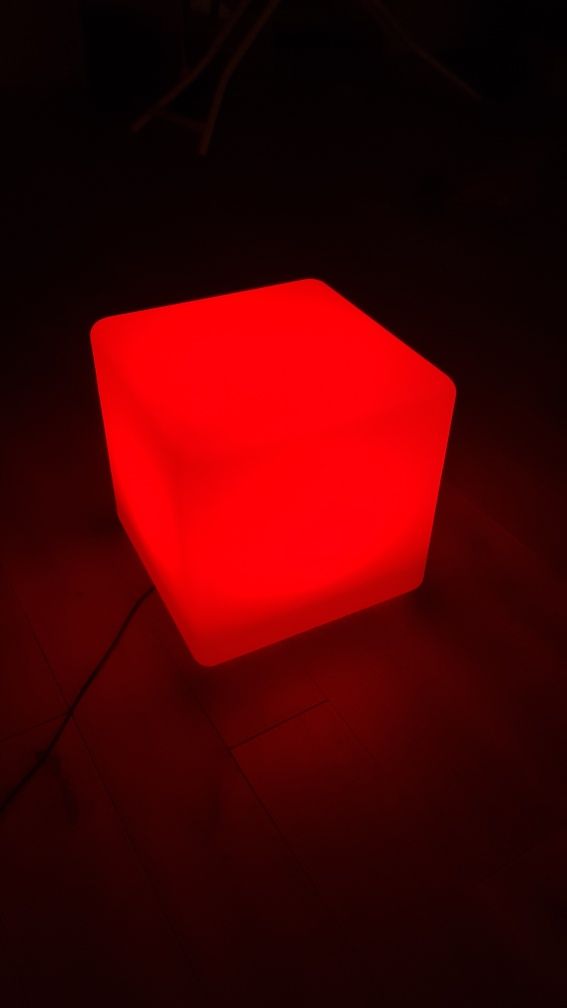 Lampka kostka led rgb z pilotem