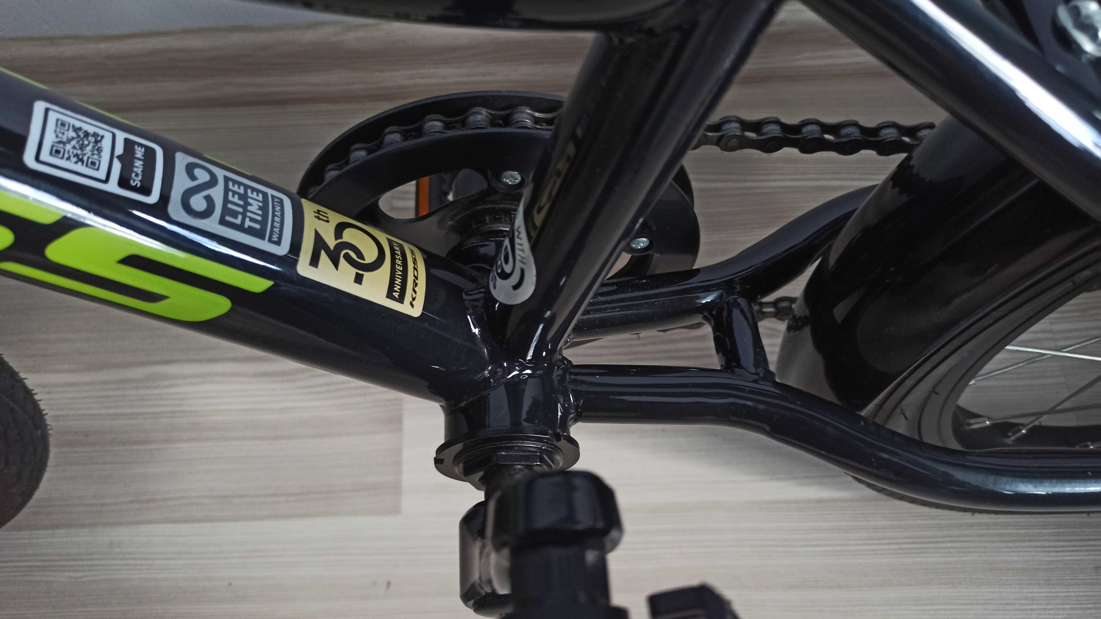 Kross RACER 3.0 16 cali, boczne kółka, pałąk, Kask B-Twin + Gratis