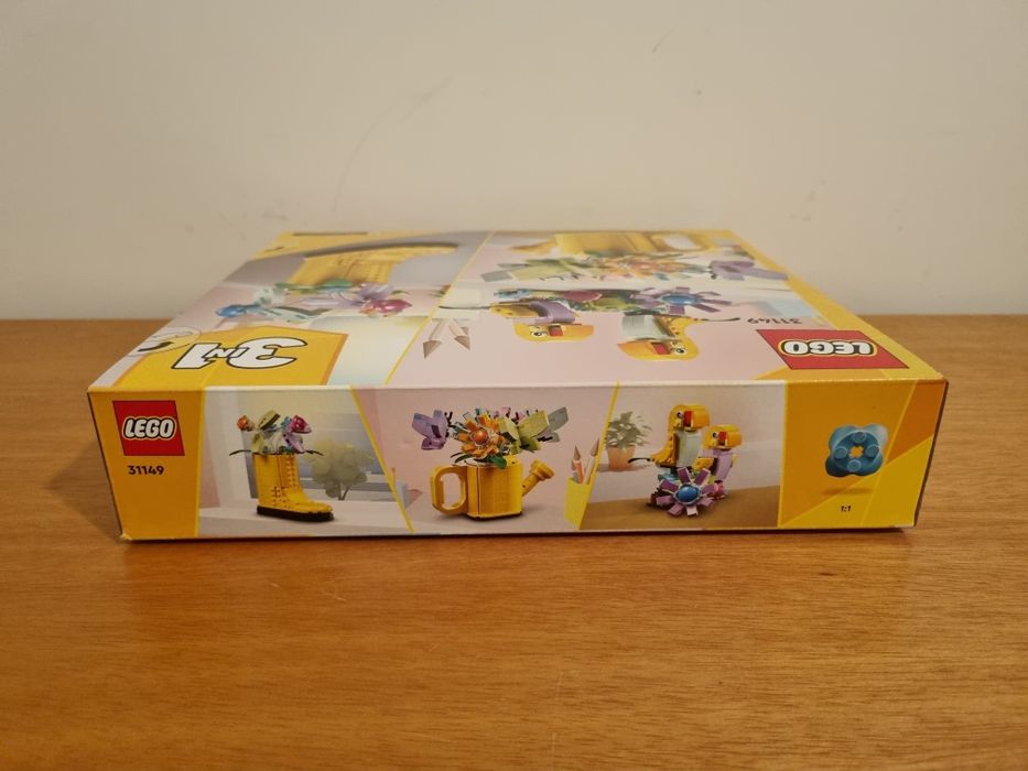 Lego Creator 31149 - Flores no regador [3 in 1]
