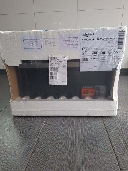 Kuchenka mikrofalowa do zabudowy Whirlpool