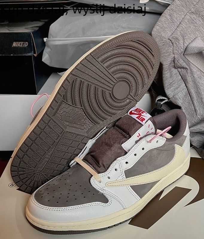 Jordan 1 Retro Low OG SP Travis Scott Reverse Mocha unisex:44