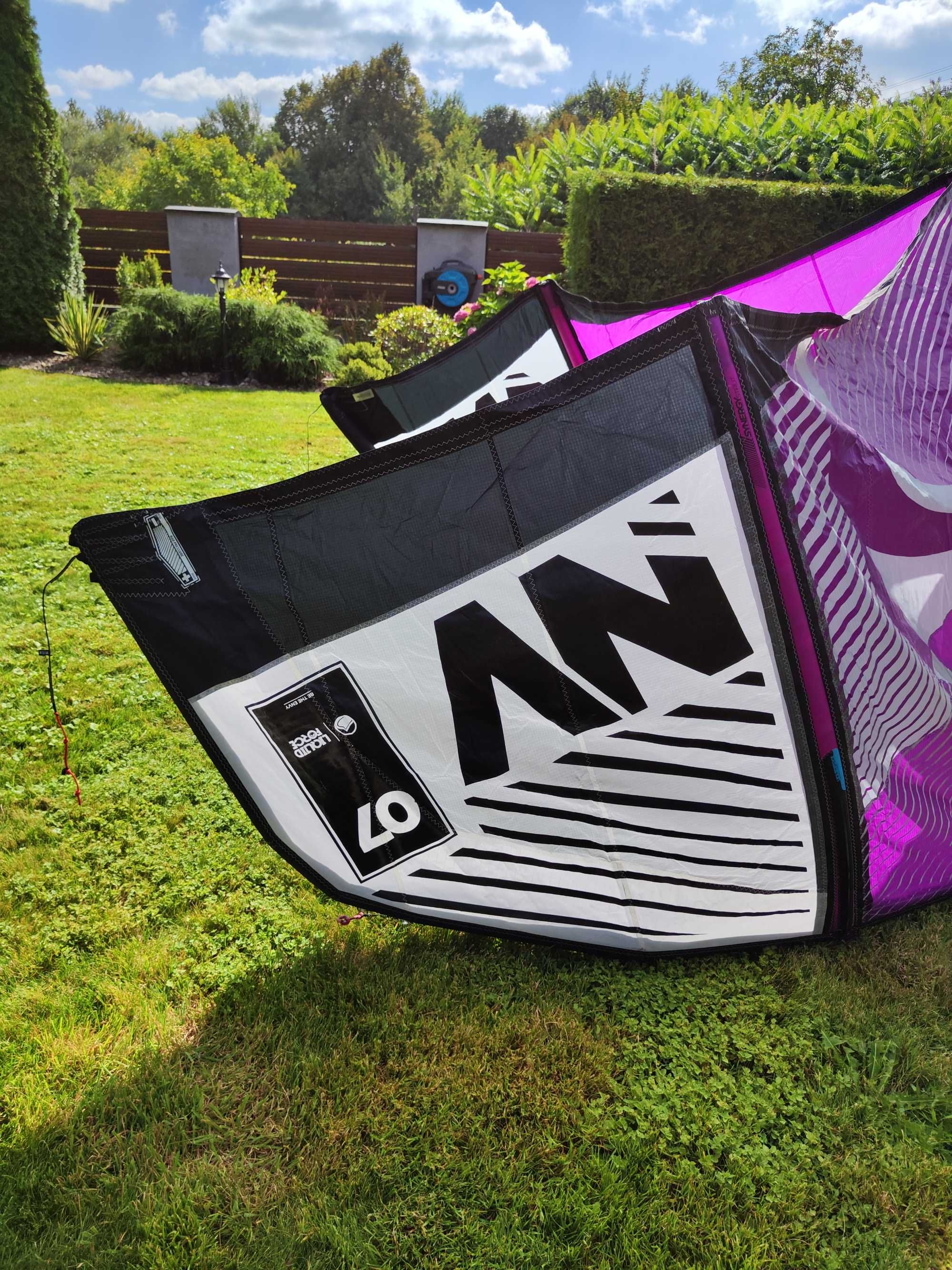 Kitesurfing Latawiec 7m Liquid Force  (Duotone , North , Cabrinha)