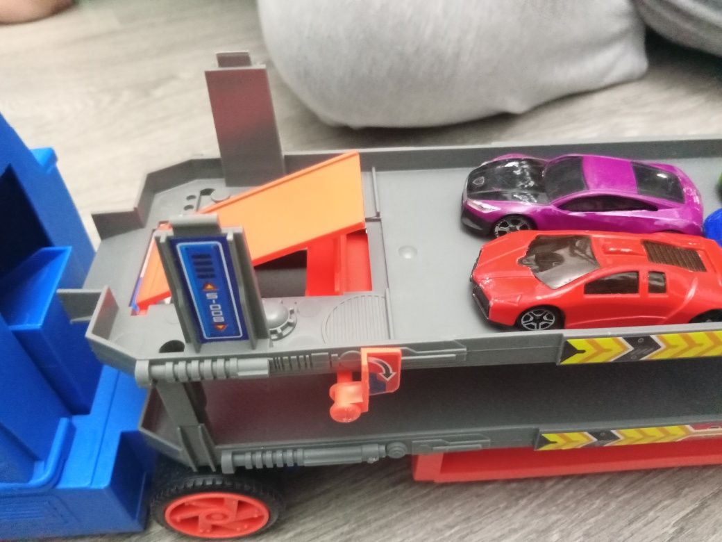 Camião,  transporte  de carrinhos 2 pisos
