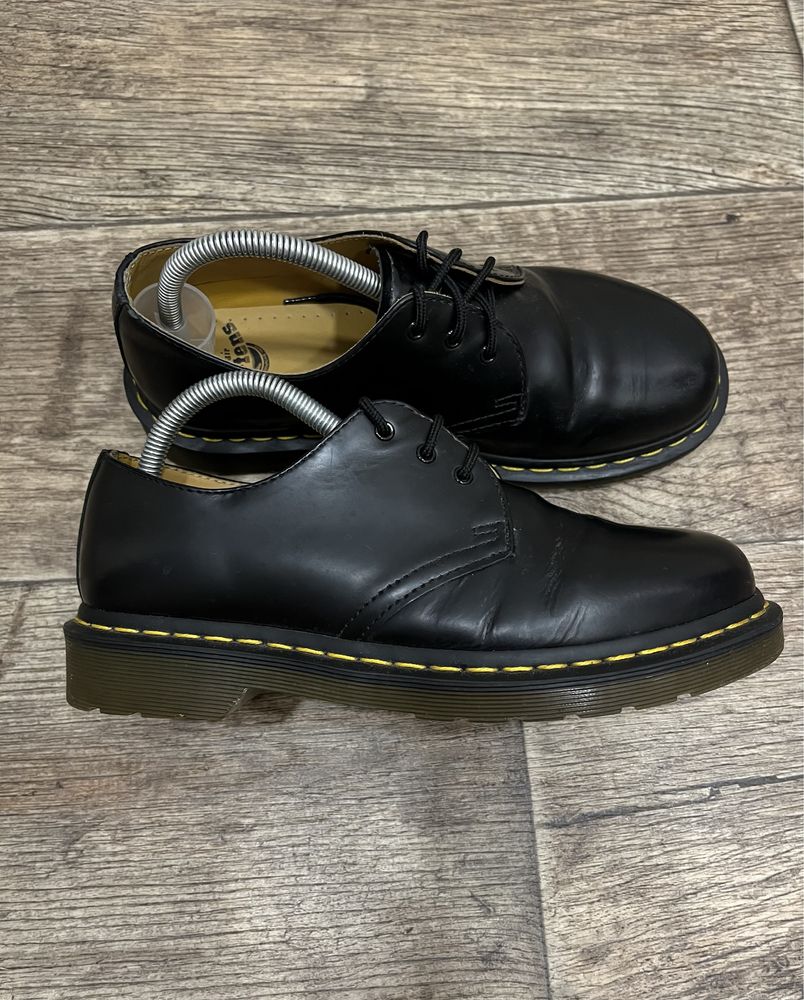 Шкіряні туфлі броги Dr. Martens 1461 жіночі, оригінал, чорний колір