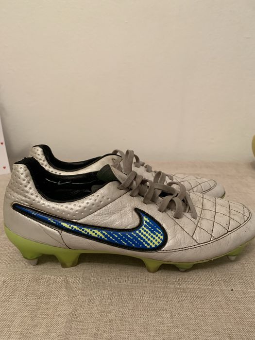 Продам бутси Nike tempo