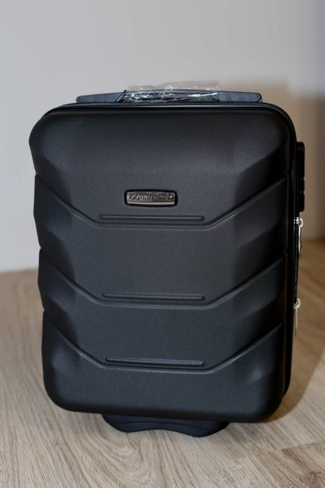 Дорожня валіза на колесах 147-2 XS для WIZZAIR 40x30x20