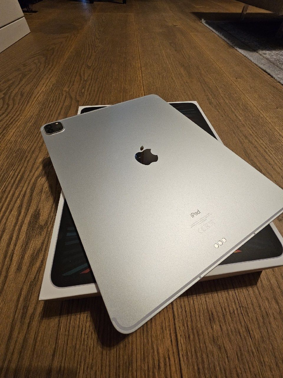 iPad Pro 12.9" 5 generacja WiFi + SIM