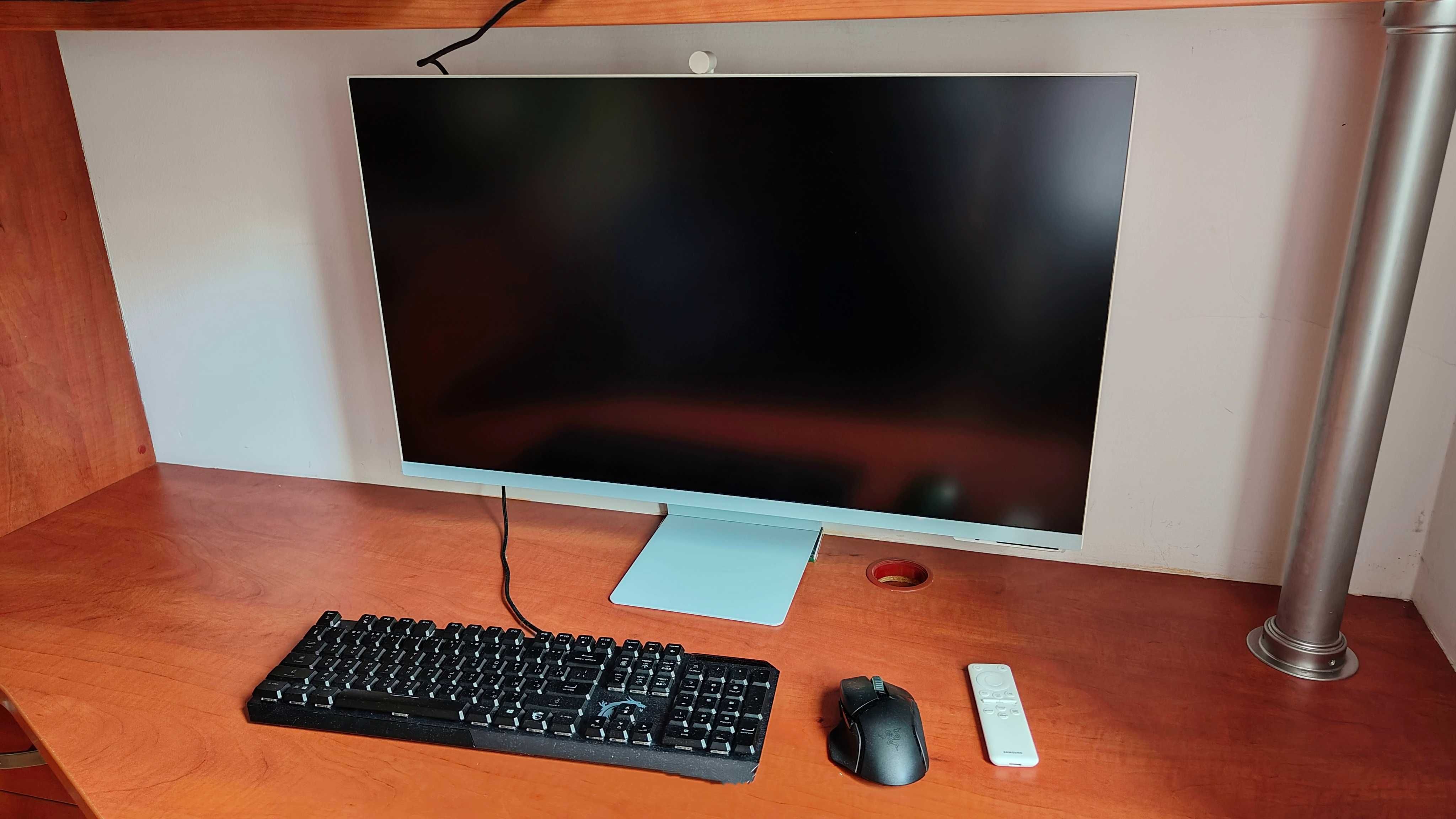 Monitor Samsung SMART M8 32"
