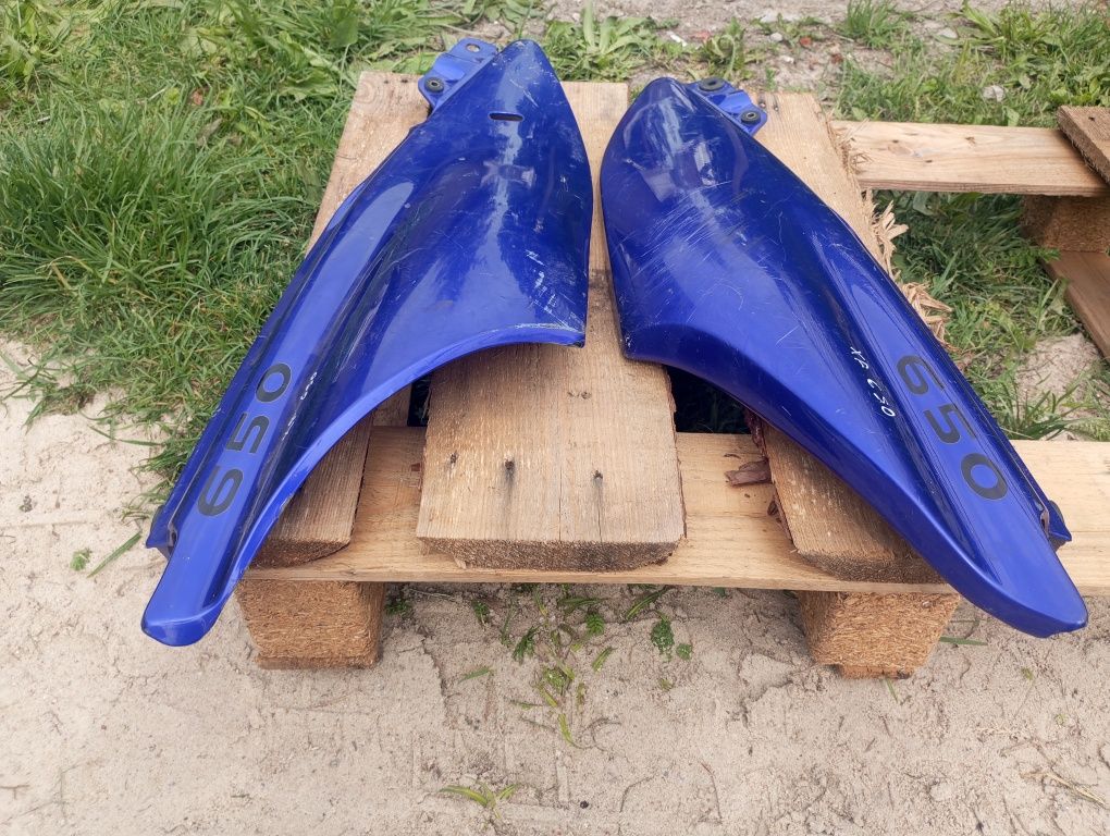 Owiewki boczne Suzuki XF 650 XF650 bok boczek tył plastiki osłony k6