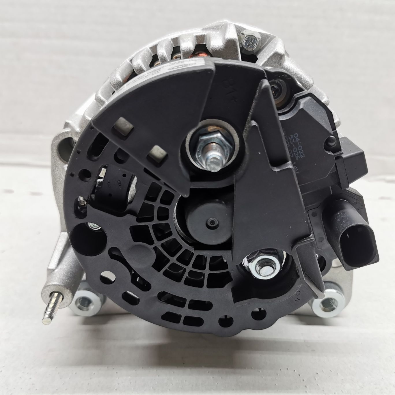 Alternator Hella 1.8T Golf Bora AUDI A3 IBIZA LEON Okazja!