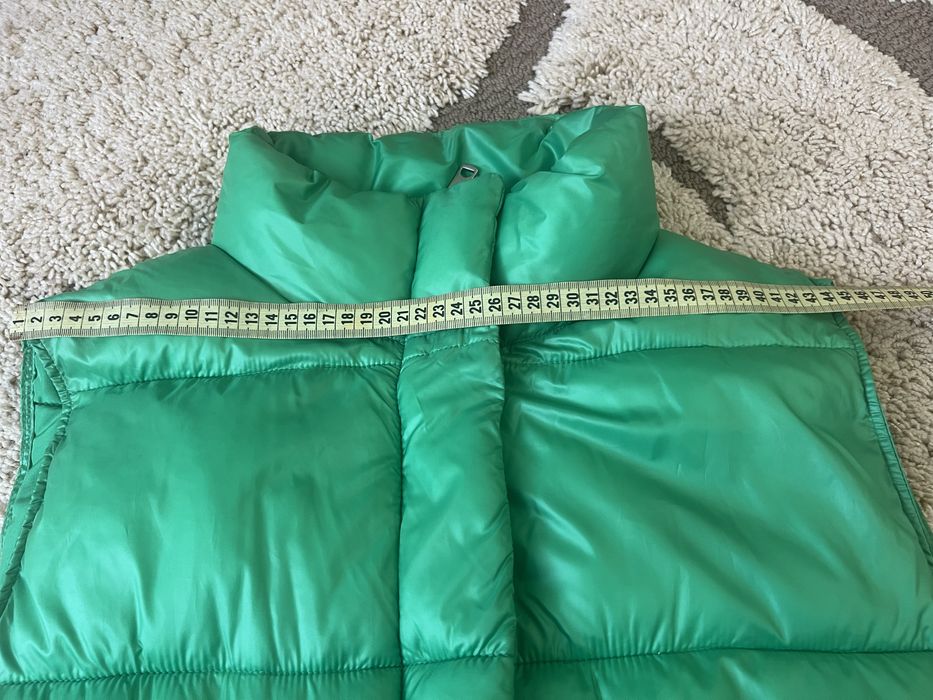 Жилетка безрукавка HM , розмір S