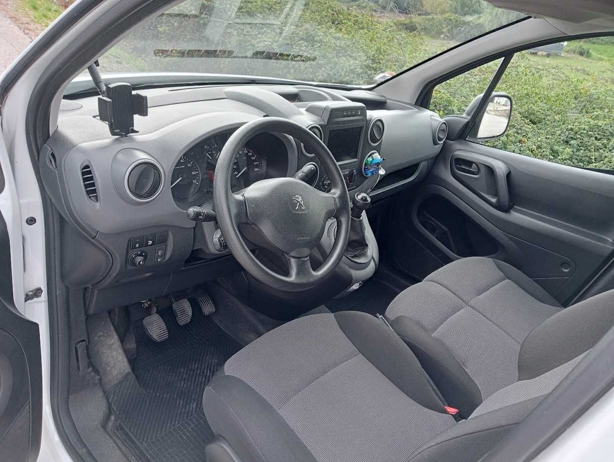 Peugeot Partner 1.6 Blue HDI, 100 CV, 3lugares, Ecrã Touch, GPS, AC