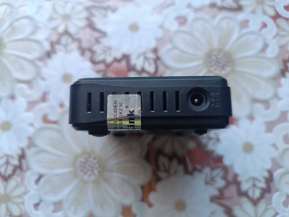 Коммутатор сетевой D-link DES-1005A свитч 5 портов з живленням БЖ