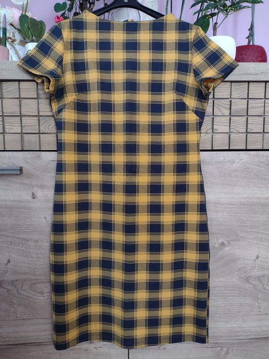 Elegancka sukienka wizytowa r.L