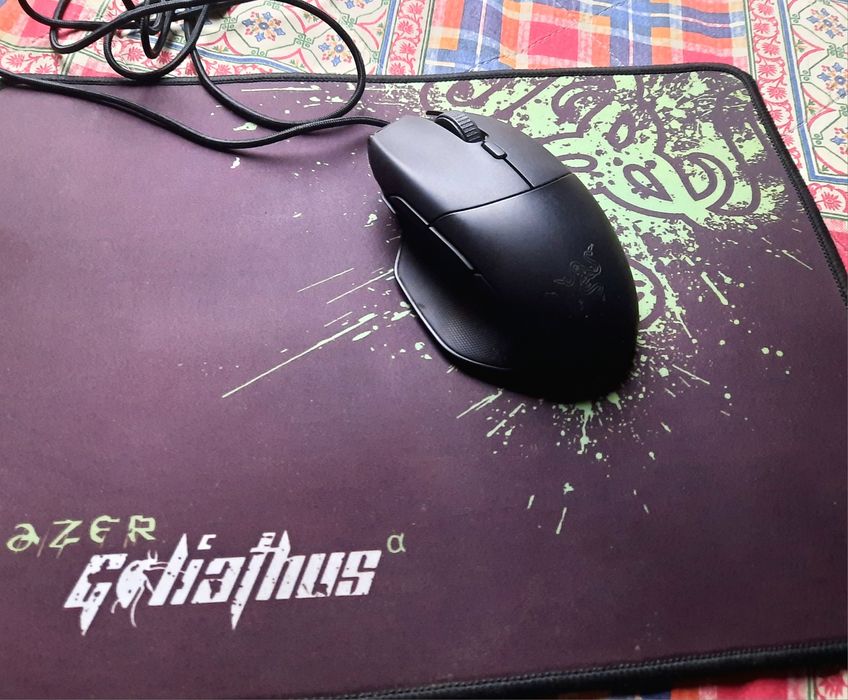 Мышка Razer Basilisk Essential
