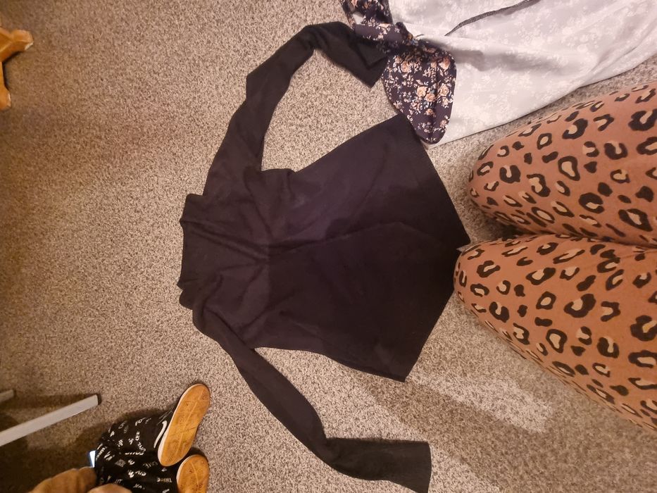 kardigan czarny s/m raczej