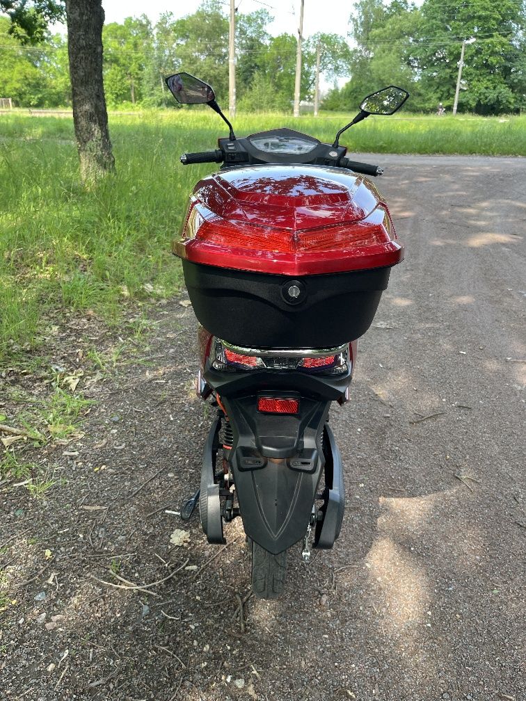 Електроскутер Maxxter Falcon 3