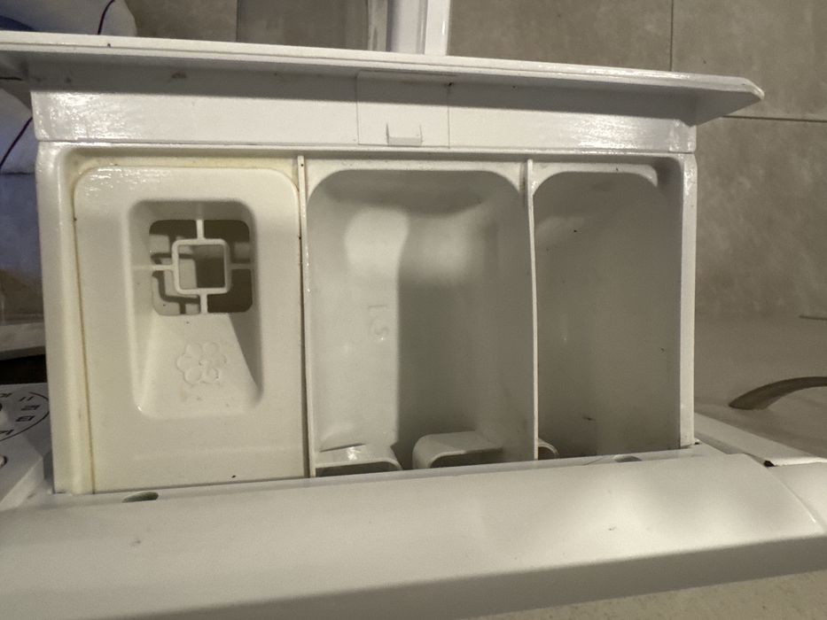 Maquina de Lavar - Indesit