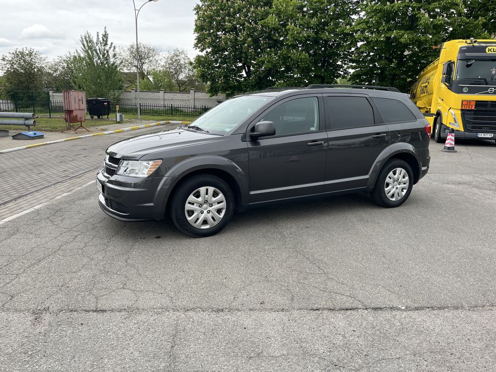 Dodge Journey 2,4 мінімальну пошкодження, відмінний стан