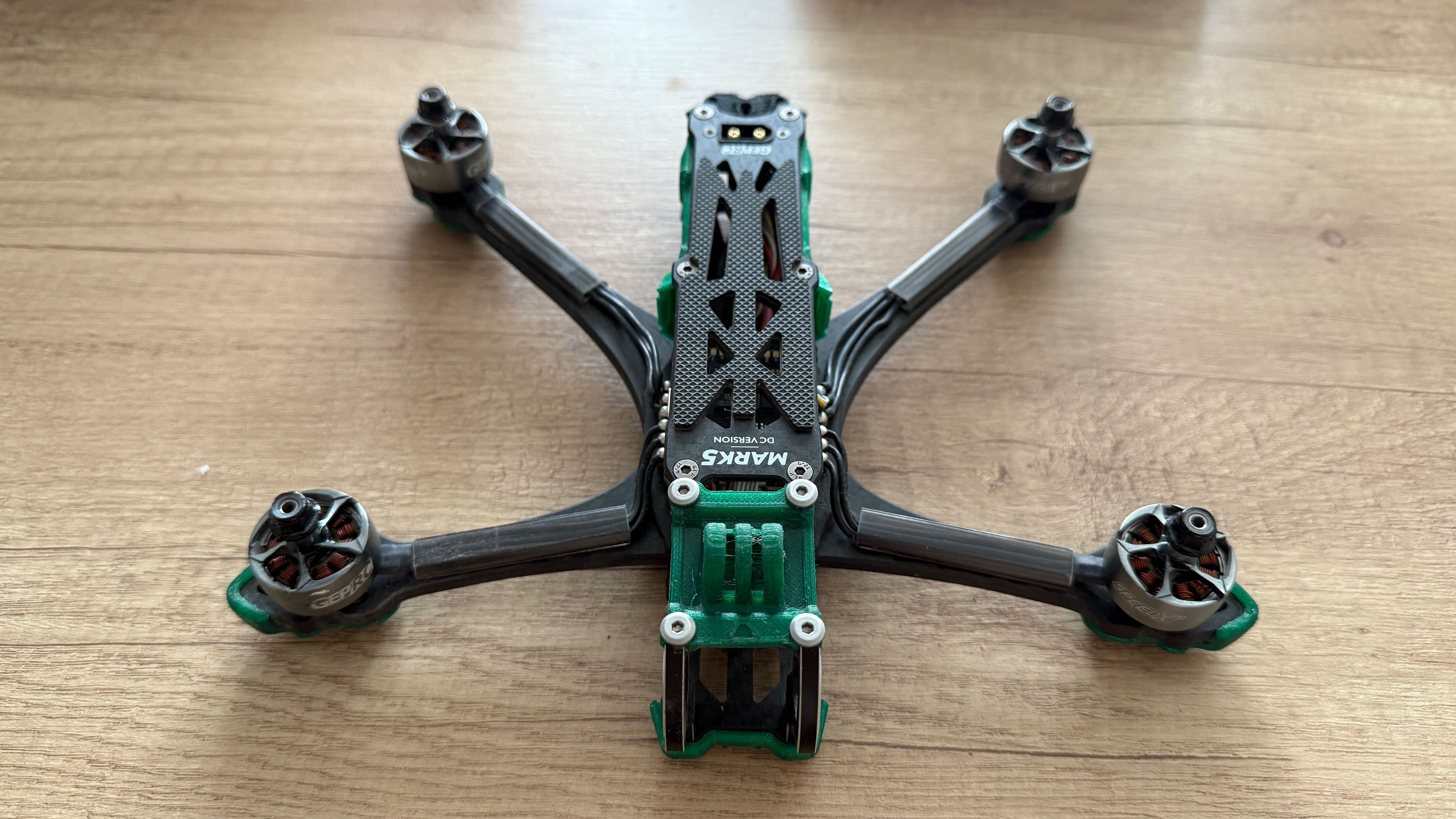 GepRC Mark 5 DC 6S- dron fpv