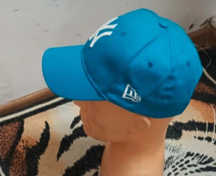 Czapka bawełniana z daszkiem, rozmiar uniwersalny