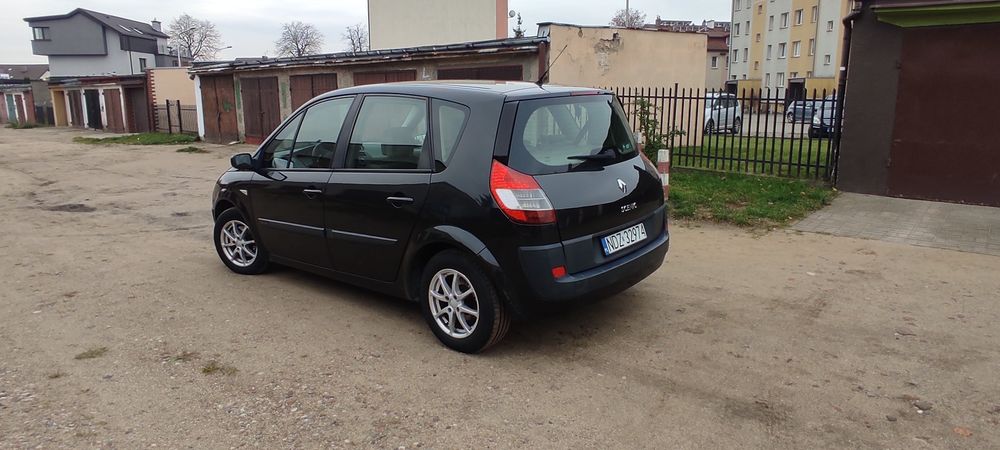 Renault scenic 1.6 benzyna. Tempomat , climatronic 2x koła