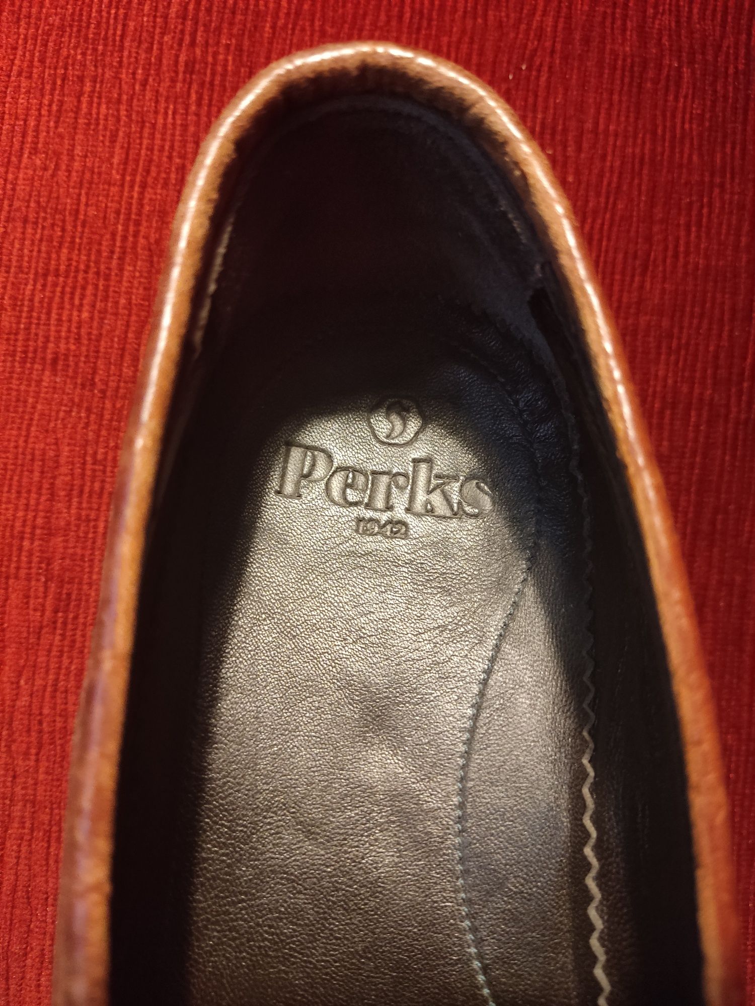 Sapatos novos da PERKS