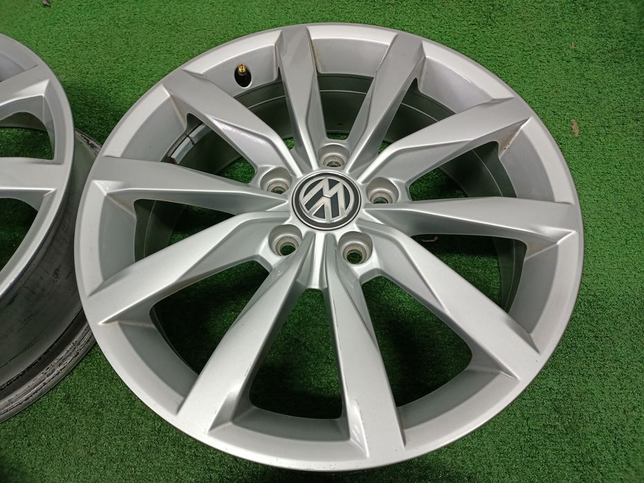 17" felgi 5x112 et48 Oryginalne VW Golf 7 6 5 Touran Dijon R-line
