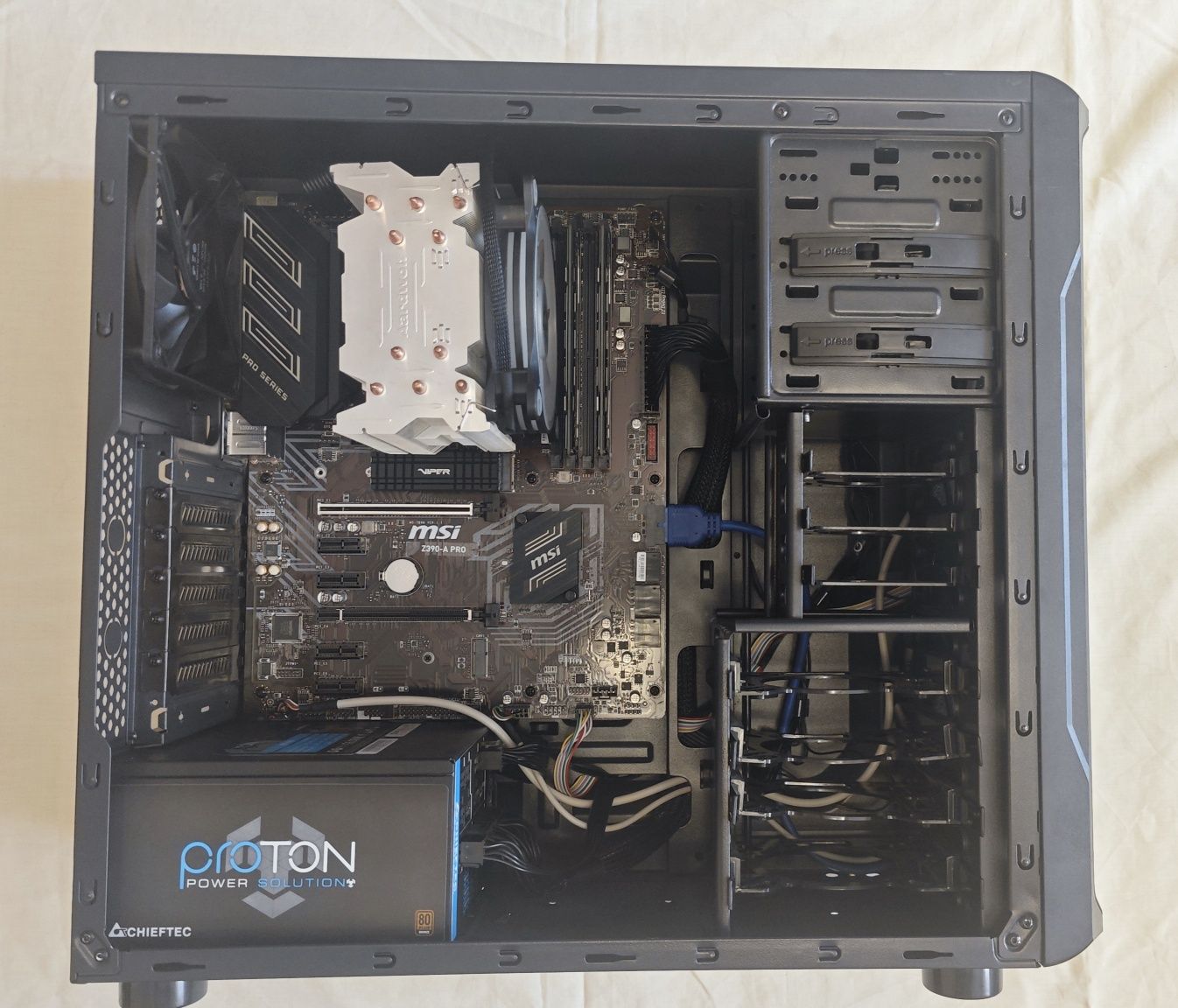 ПК на i7 9700k, msi z390-A PRO, ОЗУ 16 gb, БП 850W, без GPU