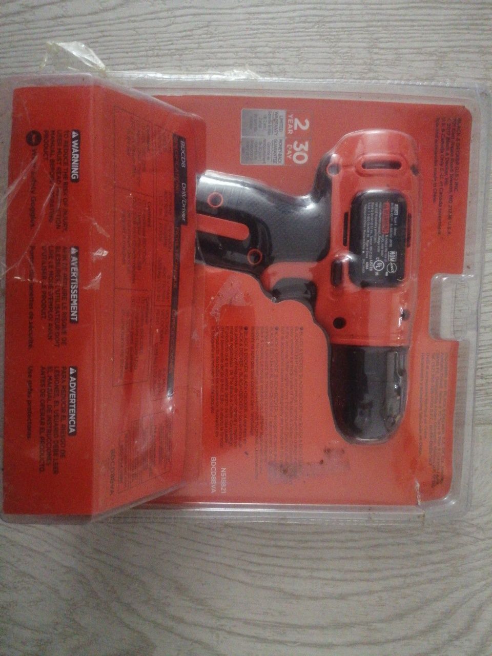 Шуруповерт Black +Decker BDCD8