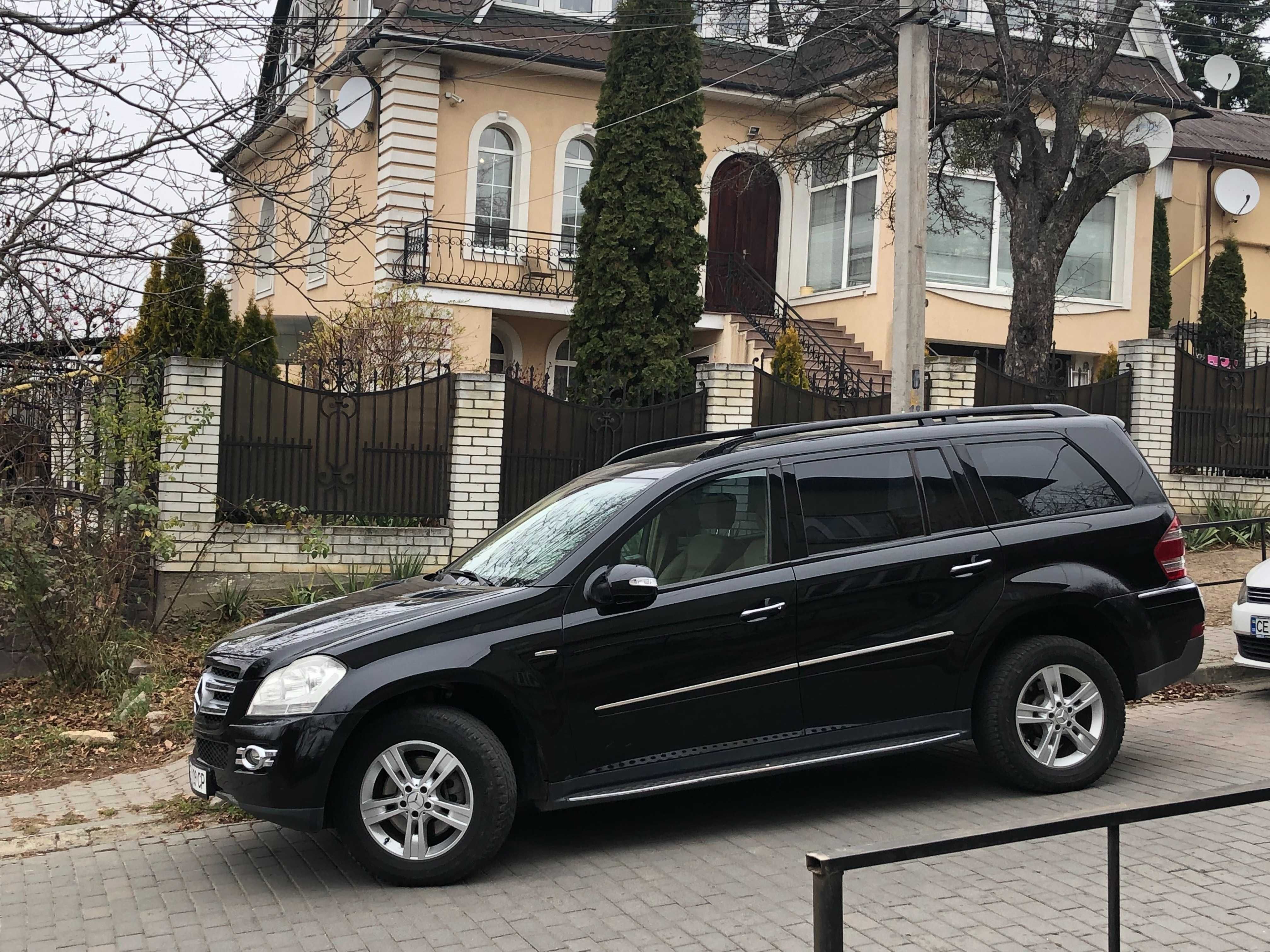 Mercedes-Benz GL X164 Blue efficiency