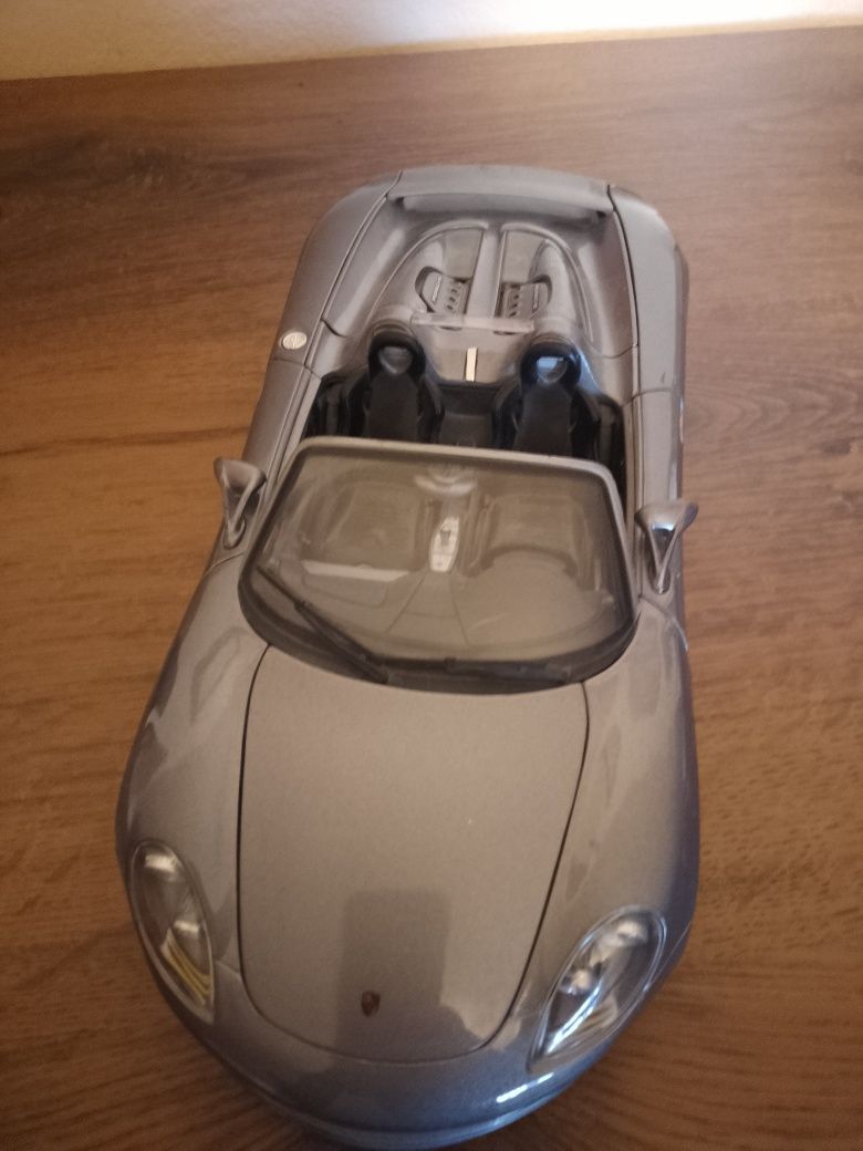 Model Porsche Carrera GT Maisto
