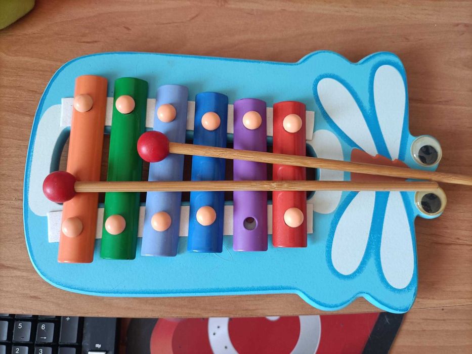 Instrumento musical criança