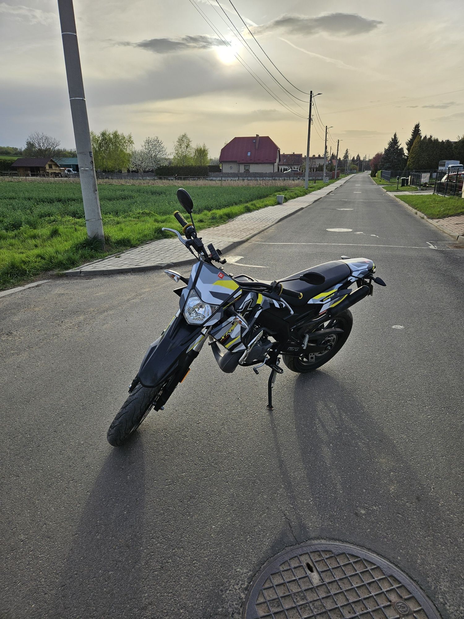 Derbi Senda X-Treme 50 SM [aprilia sx rieju mrt beta rr gilera smt]