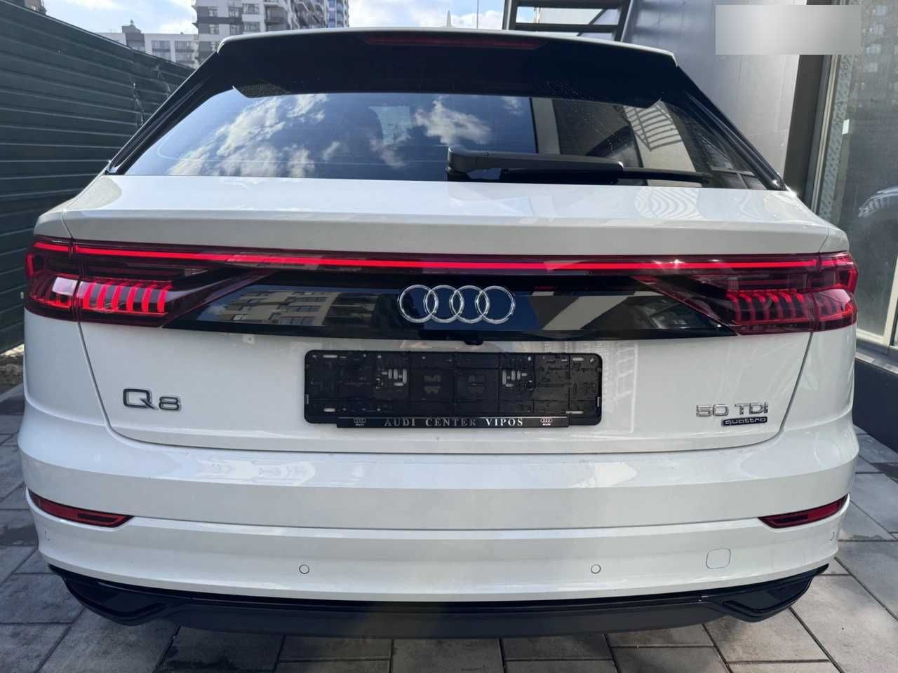 Audi Q8 50 TDI MHEV Tip-tronic (286 к.с.) Quattro S-Line 2020