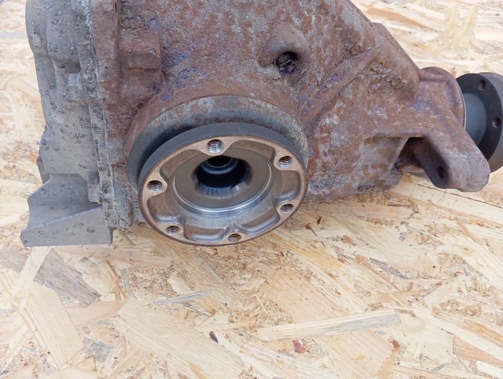 Dyfer dyferencjal most tylny BMW E60 E61 2.5d 3.0d M57 2,47