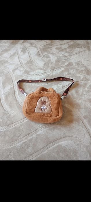Torebka pluszowa maskotka kapi bara nowa