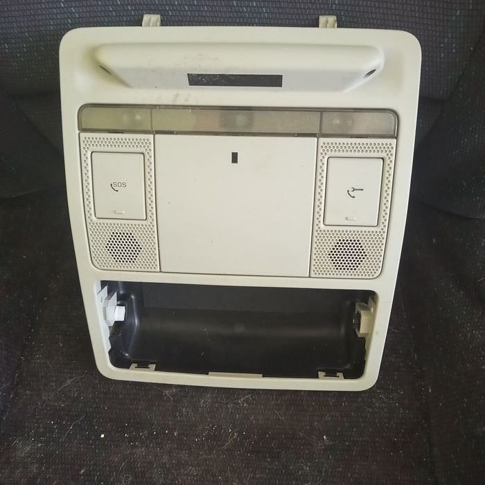 Плафон discovery sport 15-19р