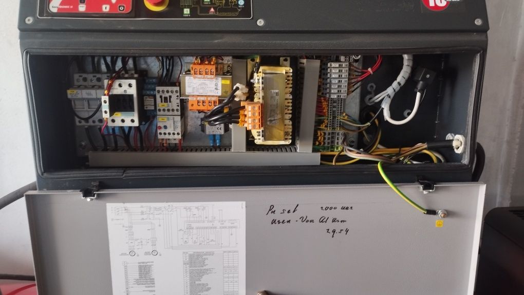 Kompresor srubowy fini 15kw falownik zbiornik 500l