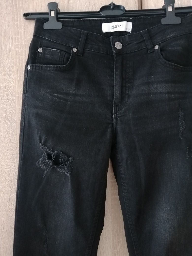 Reserved 34 dżinsy czarne z dziurami denim