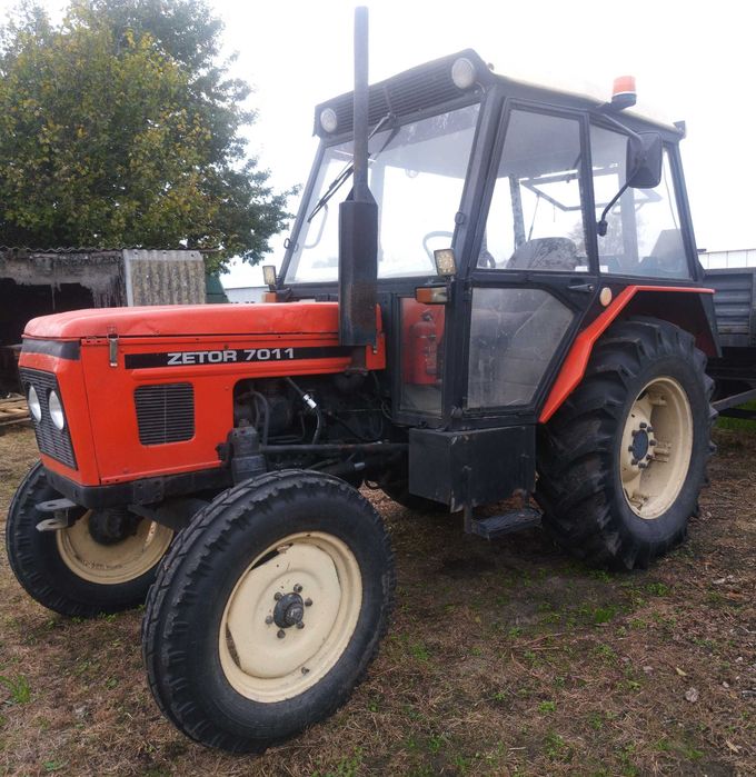 Zetor 7011, nowe opony !!! 7211