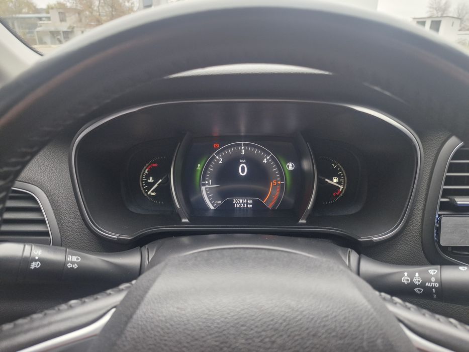 Renault Megane 4  2018 дизель 1.5 в шикарном состоянии !