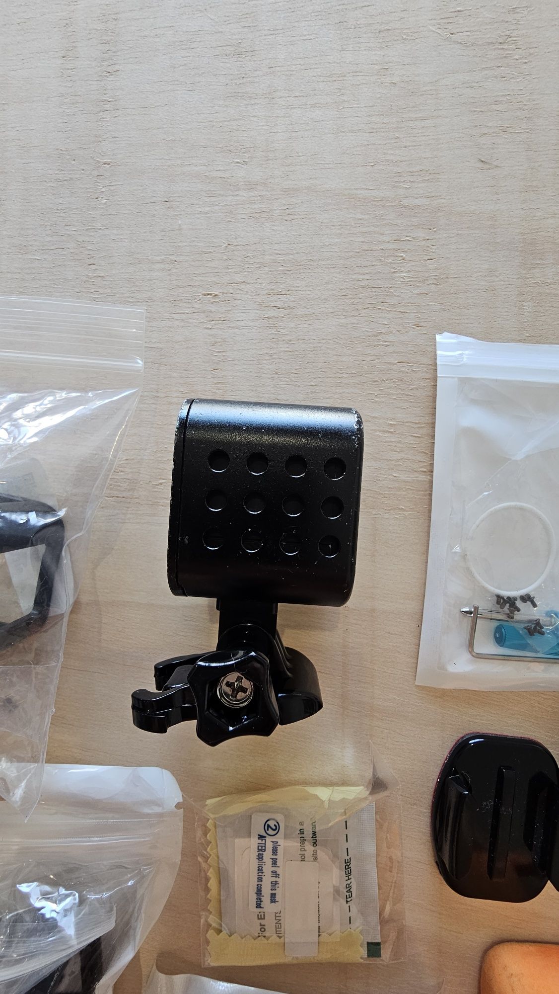 GoPro HERO4 Session + Acessórios – Usada mas em bom Estado
