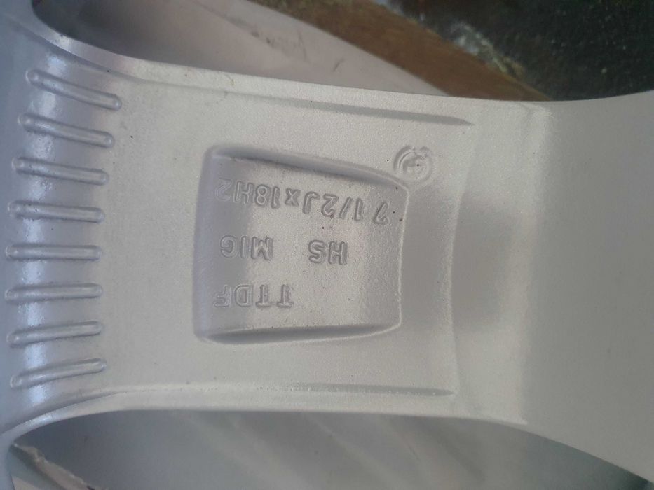 Alufelge z opona 5x108 R18