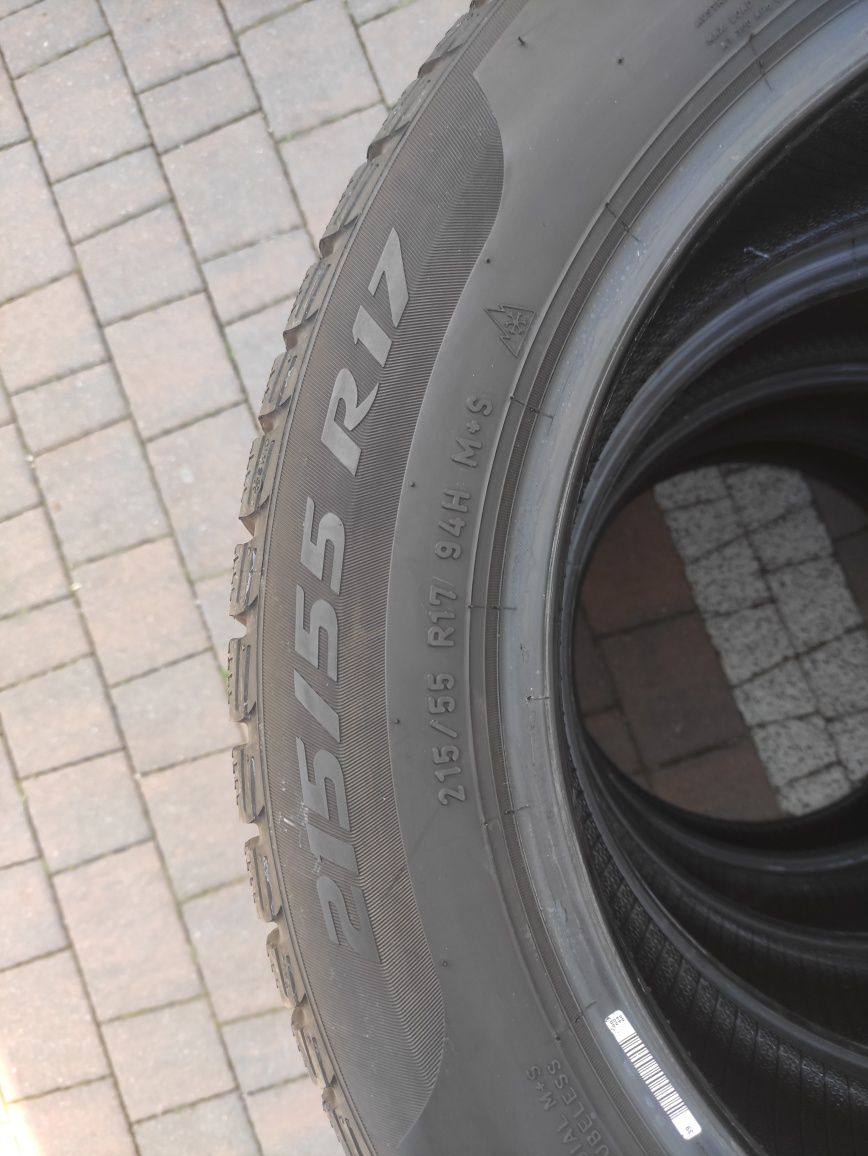 Opony PIRELLI SOTTOZERO 3, 215/55/17 94H, 7mm, 2020r.